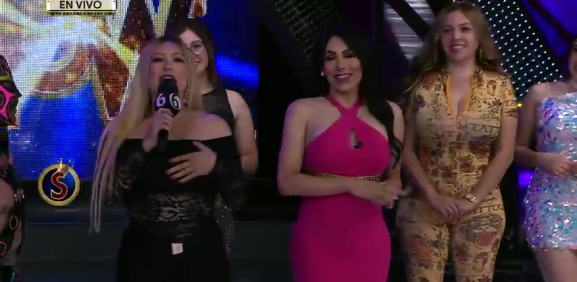 Regina comienza la competencia entre las chicas del elenco