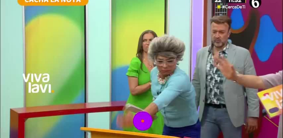 La Maestra Resurrección enfurece durante dinámica en vivo