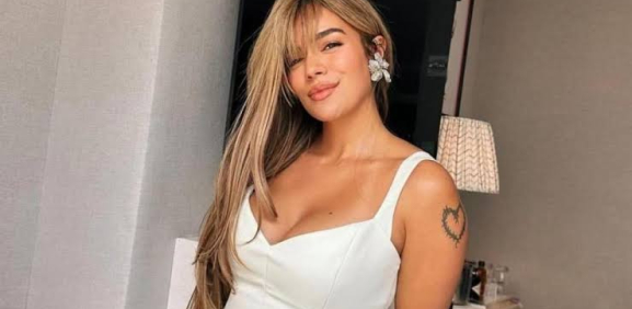 Karol G le regala viaje de luna de miel a fans