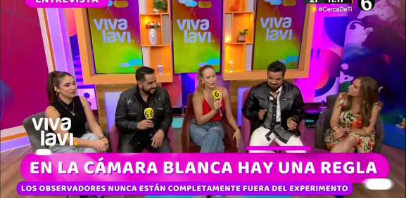 Alexander Frederiks , Frida Astrid y Erick llegan a VivalaviMx