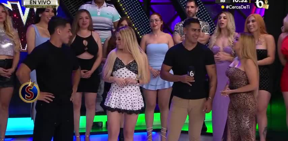 Hay una tremenda confusión amorosa entre estos 4 integrantes, Vanely, Aurora, Rubén 'El Tigre' y Emiliano