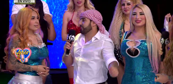 Las chicas de 'Es Show' confiesan estar algo atraídas con el nuevo chico internacional