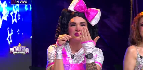La juez habla sobre este paso con su anillo de promesa