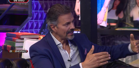 Tras un momento incómodo del pasado,  un ex colaborador filtró una sesión de fotos sin ropa del actor