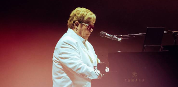 Elton John se despide de México tras increíbles conciertos
