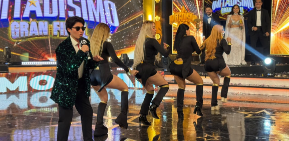El hijo del showman llega como el show de medio tiempo con 'La Reta'