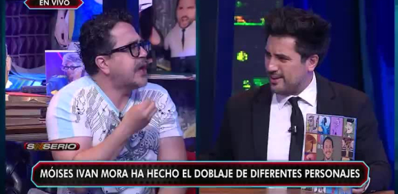 El actor sorprende con las voces de famosos personajes