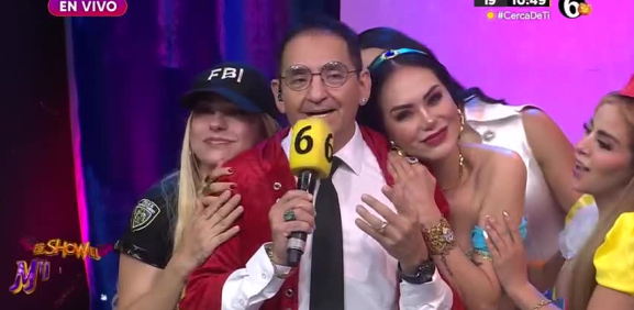 Elenco de Es Show El Musical sale en defensa de Ernesto Chavana