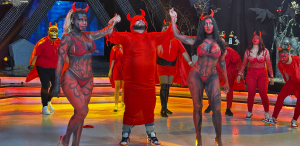 'La Mole' trae el infierno y la sensualidad en su performance