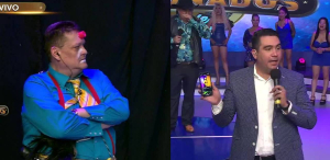 'Payaso Bola' explota al ver fotos de su hija en el telefóno de 'Pollo'