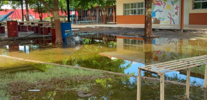 Más de 800 escuelas afectadas tras inundaciones