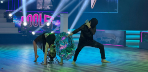 Diego y Poolet al ritmo de Danza Contemporánea