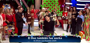 'El Doc' vive su fantasía de quinceañera