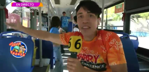 Intentan sorprender a pasajeros con donas; todos salen huyendo