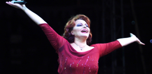 Proyectarán concierto de Rocío Dúrcal en el Auditorio Nacional