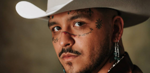 Christian Nodal exhibe conflictos con su papá