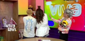 Ignoran a la Maestra Resurrección en su día