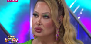 Laura García se realiza cambio de color de ojos
