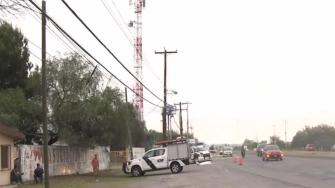 Hallan cuerpo de hombre envuelto en una lona sobre la Carretera Monterrey-Nuevo Laredo