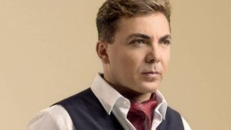 Cristian Castro causa revuelo tras reaparecer en video con radical cambio de look