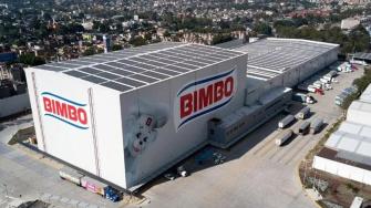 Grupo Bimbo invertirá más de 2 mil millones de dólares en México durante los próximos tres años. La inversión será destinada a modernizar plantas de producción y distribución en siete estados, según informó su director general, José Manuel González.