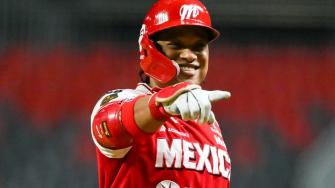 Diablos apalea a Leones al iniciar la defensa de su título en los Playoffs