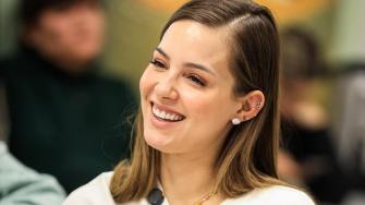 Mariana Rodríguez roba cámara en las Mañanitas a la Virgen de Guadalupe