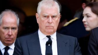 El Príncipe Andrew abandona su hogar tras los archivos Epstein