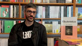 Enzo Maqueira y su libro sobre el deseo que hackea el mandato