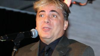 Cristian Castro terminó la preparatoria a sus 51 años