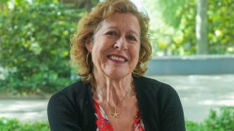 Berna González Harbour y su libro lleno de secretos coloniales