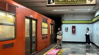 El Metro de la CdMx alertó sobre una supuesta encuesta telefónica relacionada con la renovación de la Línea 3. Las autoridades aclararon que no realizan estas llamadas y pidieron verificar la información en canales oficiales.