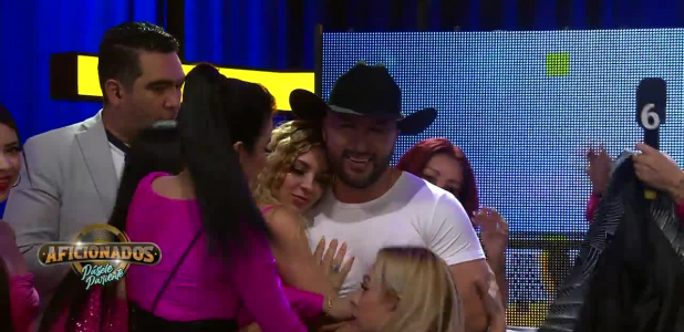 Quedan enamoradas con el físico de Pako Bernal