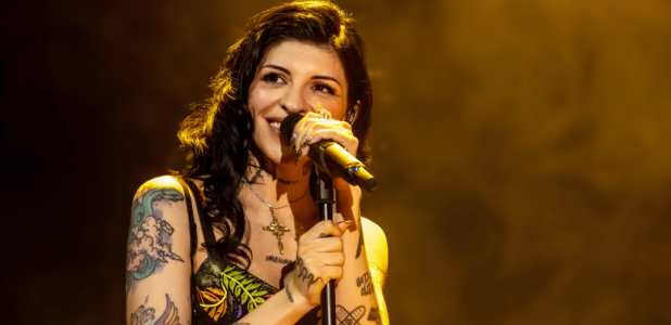 ¿Cazzu estrena romance?