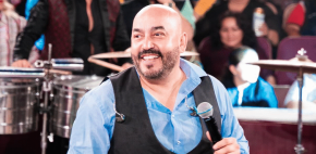 Lupillo Rivera es retirado de concierto tras emborracharse