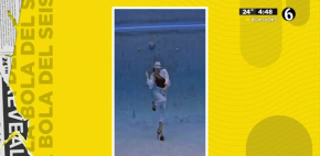 Atleta hace danza acuática a otro nivel