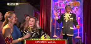 Esposa de Chavana reacciona a la figura de cera del conductor