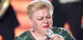 Paquita la del Barrio es homenajeada en ciudad de México