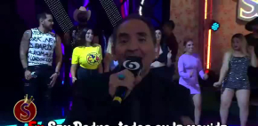 Ernesto Chavana le canta al temblor en Nuevo León