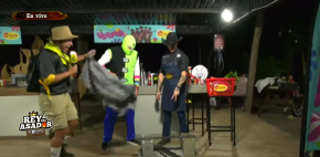Castigo de Mauro con este improvisado asador
