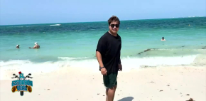 Yordi conoce por primera vez el mar