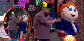 'La Mole' hace de las suyas con esta botarga