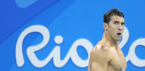 Regresa Michael Phelps como maestro de natación
