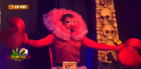 Chavana sorprende con increible disfraz