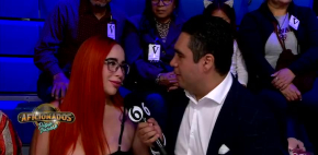 'El Pollo' queda cautivado con esta chica