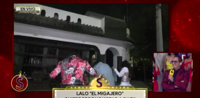 Le avientan agua a Lalo Elizondo en plena serenata