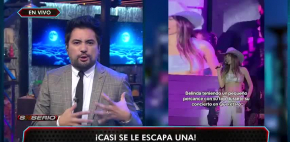 Belinda casi enseña todo en pleno concierto