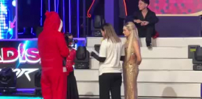 Mamá de Allyson se pone emotiva al leer carta