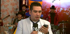 'El Pollo' se sorprende con misteriosa llamada