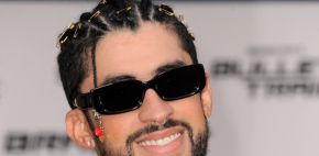 Bad Bunny es captado infraganti en la Arena México